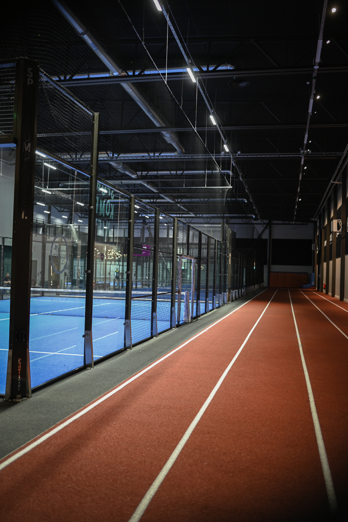 Friidrottsbanan i Sportkompaniets hall